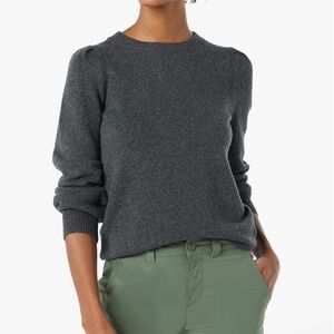 NWOT Amazon Essentials Pullover Sweater Size M